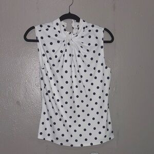 Polka Dot Twist-Neck Sleeveless Camisole - White/Navy